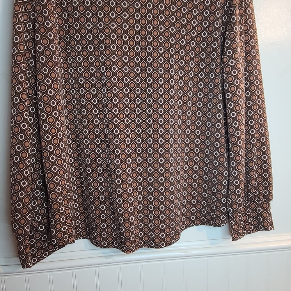 Adrianna Papell Geometric Pattern Top - Picture 6 of 7